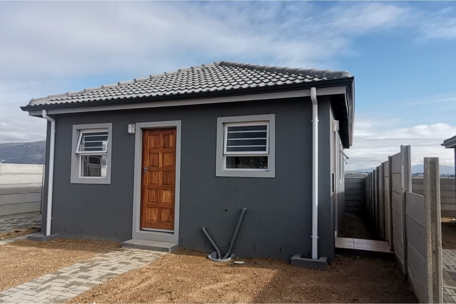 2 Bedroom Property for Sale in Dalvale Western Cape